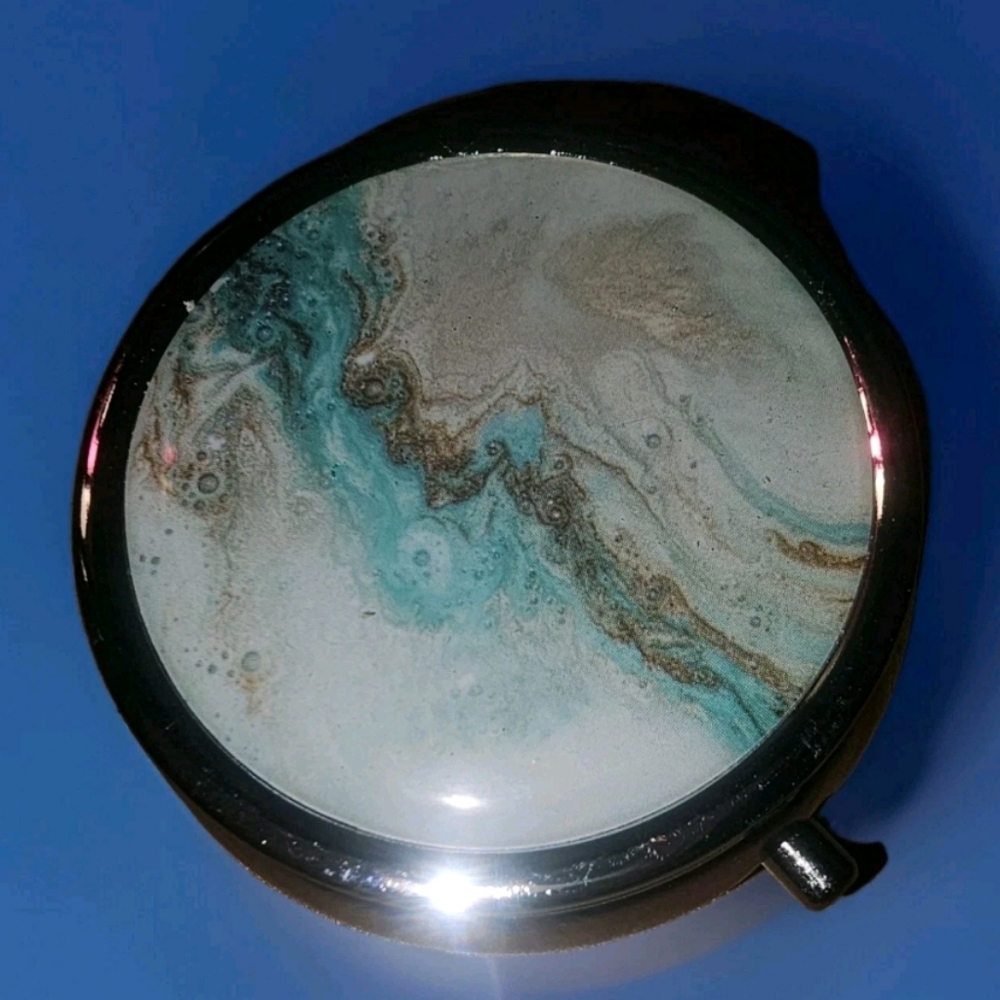 Multi-Use Pill Box Mirror Container NWT - Picture 2 of 2
